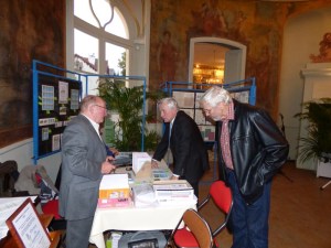 Le stand AFE-AEC avec Michel BEZARD